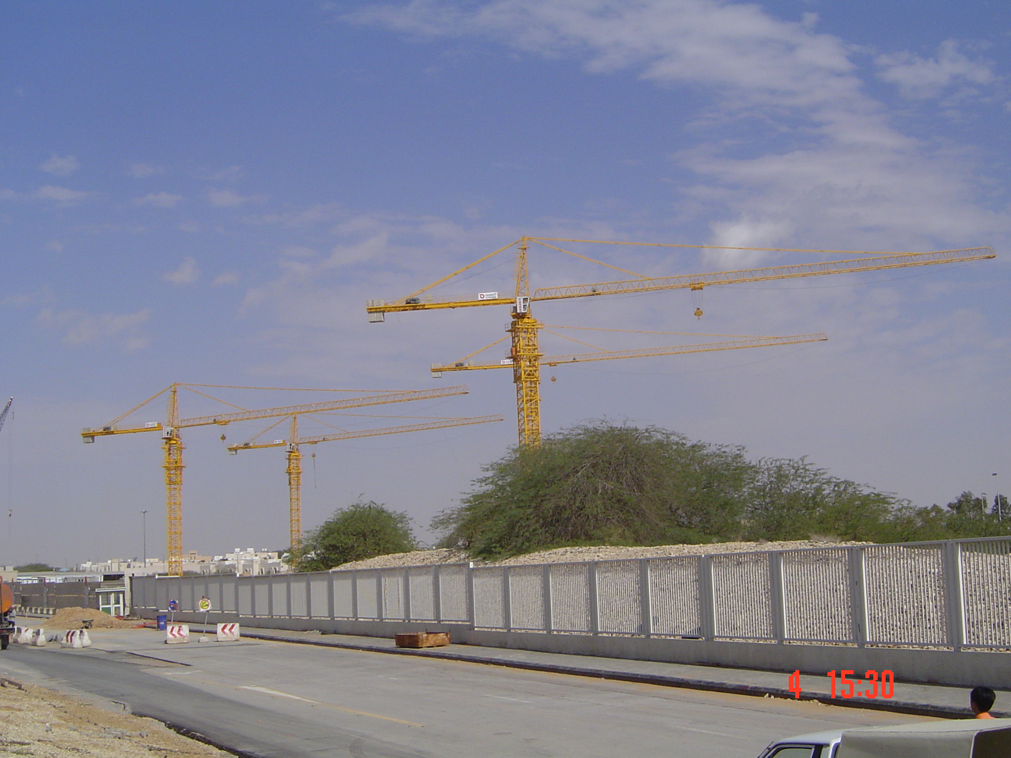 QTZ160 tower crane in Dubai